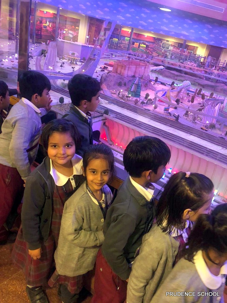 VISIT-TO-RAIL-MUSEUM-GRADE2